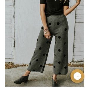 Polka dot pants🌟